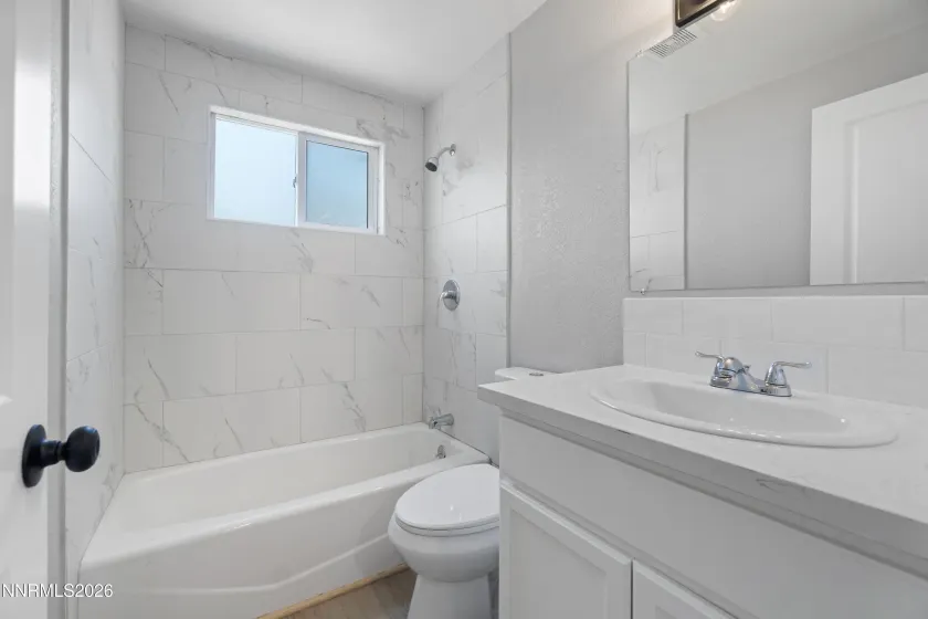 1337 Toiyabe, Gardnerville, Nevada 89410, 4 Bedrooms Bedrooms, ,2 BathroomsBathrooms,Residential,Residential,Toiyabe,0,260012565