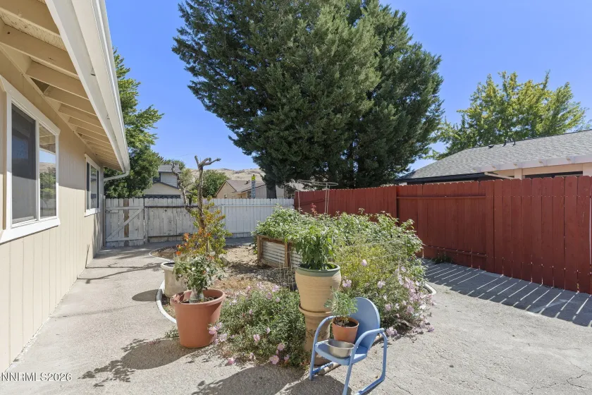 2411 Monte Verde, Sparks, Nevada 89434, 4 Bedrooms Bedrooms, ,2 BathroomsBathrooms,Residential,Residential,Monte Verde,0,260012567