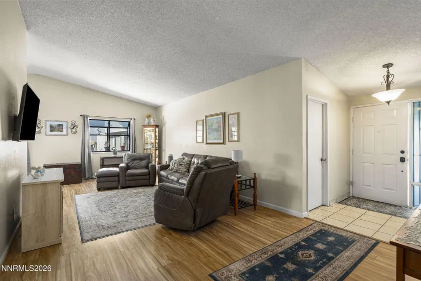 2411 Monte Verde, Sparks, Nevada 89434, 4 Bedrooms Bedrooms, ,2 BathroomsBathrooms,Residential,Residential,Monte Verde,0,260012567