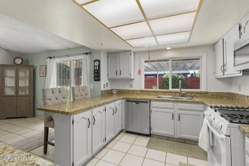 2411 Monte Verde, Sparks, Nevada 89434, 4 Bedrooms Bedrooms, ,2 BathroomsBathrooms,Residential,Residential,Monte Verde,0,260012567