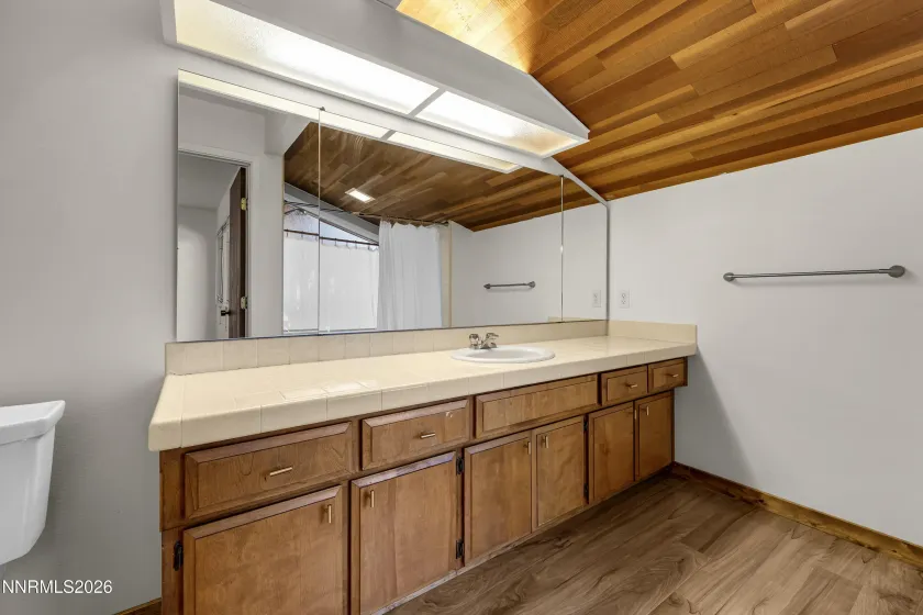 2014 Sunburst, Reno, Nevada 89509, 2 Bedrooms Bedrooms, ,3 BathroomsBathrooms,Residential,Residential,Sunburst,0,260012574