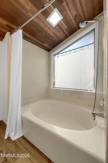 2014 Sunburst, Reno, Nevada 89509, 2 Bedrooms Bedrooms, ,3 BathroomsBathrooms,Residential,Residential,Sunburst,0,260012574
