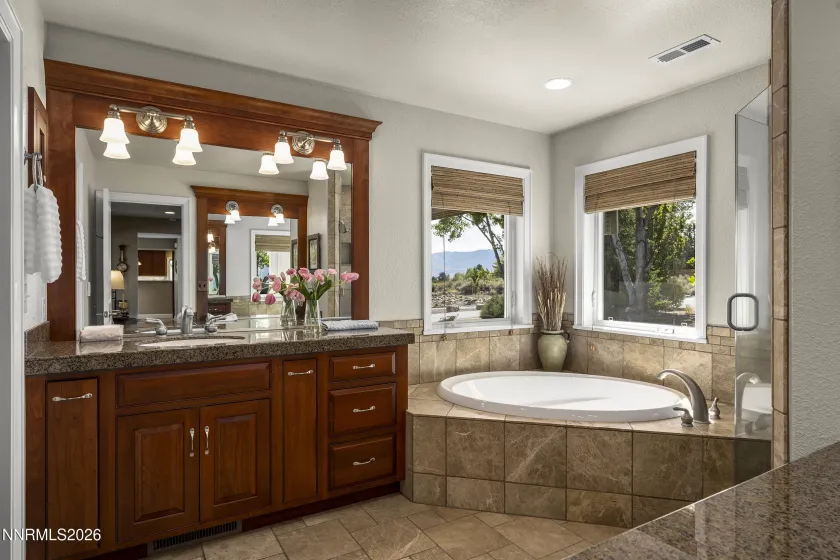 3467 Mount Rose, Reno, Nevada 89511, 3 Bedrooms Bedrooms, ,4 BathroomsBathrooms,Residential,Residential,Mount Rose,0,260012582