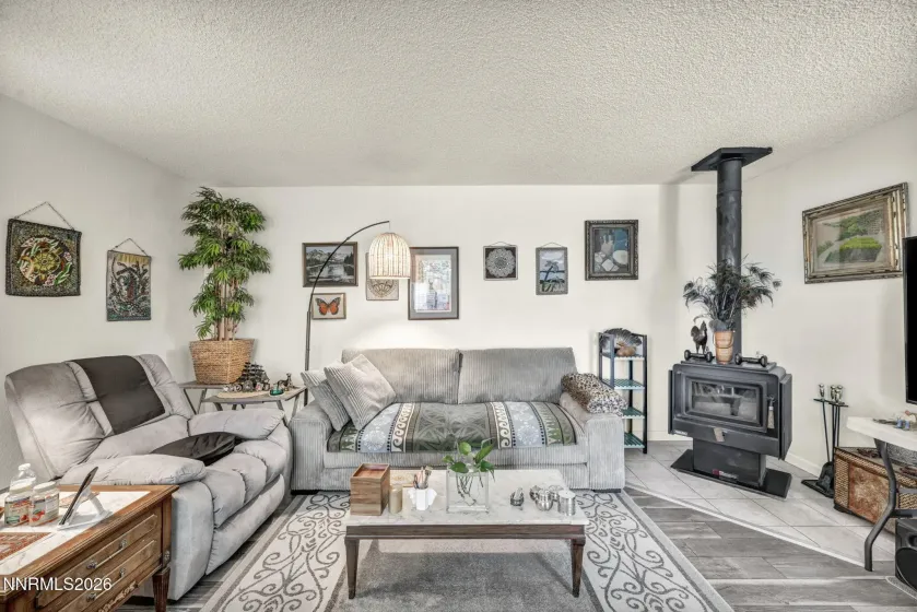 1331 Kimmerling, Gardnerville, Nevada 89460, 4 Bedrooms Bedrooms, ,4 BathroomsBathrooms,Residential Income,Residential,Kimmerling,0,260012584