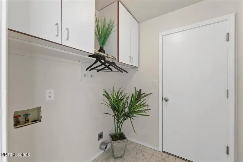 7295 Lindsey, Sparks, Nevada 89436, 3 Bedrooms Bedrooms, ,2 BathroomsBathrooms,Residential,Residential,Lindsey,0,260012586