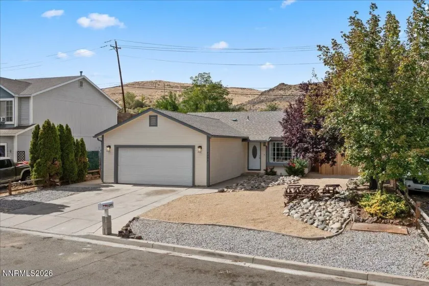 7295 Lindsey, Sparks, Nevada 89436, 3 Bedrooms Bedrooms, ,2 BathroomsBathrooms,Residential,Residential,Lindsey,0,260012586