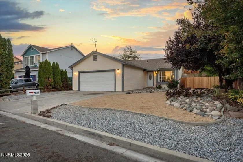 7295 Lindsey, Sparks, Nevada 89436, 3 Bedrooms Bedrooms, ,2 BathroomsBathrooms,Residential,Residential,Lindsey,0,260012586