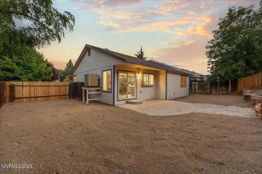 7295 Lindsey, Sparks, Nevada 89436, 3 Bedrooms Bedrooms, ,2 BathroomsBathrooms,Residential,Residential,Lindsey,0,260012586