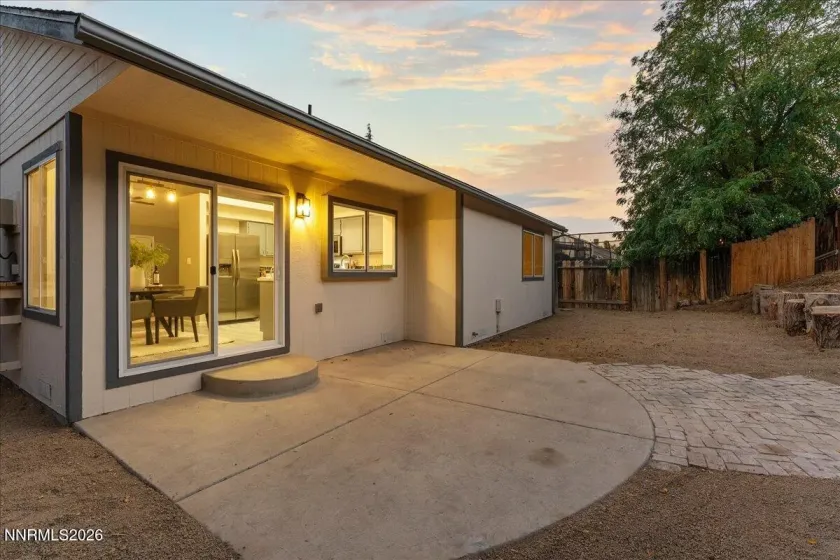 7295 Lindsey, Sparks, Nevada 89436, 3 Bedrooms Bedrooms, ,2 BathroomsBathrooms,Residential,Residential,Lindsey,0,260012586