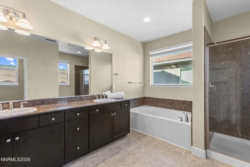 10360 Culiacan Pass, Reno, Nevada 89521, 4 Bedrooms Bedrooms, ,4 BathroomsBathrooms,Residential,Residential,Culiacan Pass,0,260012587
