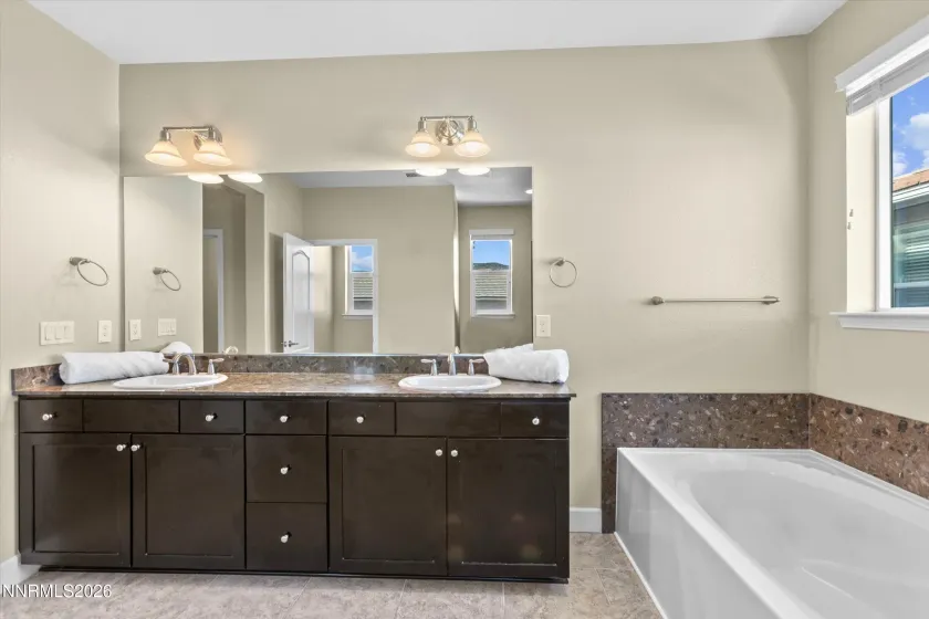 10360 Culiacan Pass, Reno, Nevada 89521, 4 Bedrooms Bedrooms, ,4 BathroomsBathrooms,Residential,Residential,Culiacan Pass,0,260012587