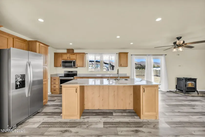 1020 8th, Silver Springs, Nevada 89429, 4 Bedrooms Bedrooms, ,2 BathroomsBathrooms,Residential,Residential,8th,0,260012588