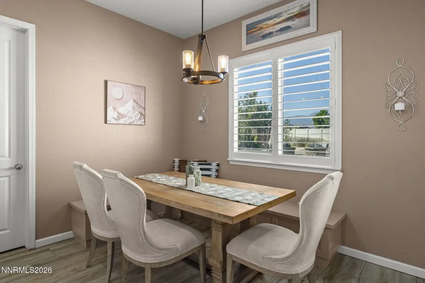 9817 Dyevera, Reno, Nevada 89521, 4 Bedrooms Bedrooms, ,4 BathroomsBathrooms,Residential,Residential,Dyevera,0,260012611