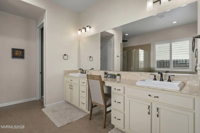 9817 Dyevera, Reno, Nevada 89521, 4 Bedrooms Bedrooms, ,4 BathroomsBathrooms,Residential,Residential,Dyevera,0,260012611