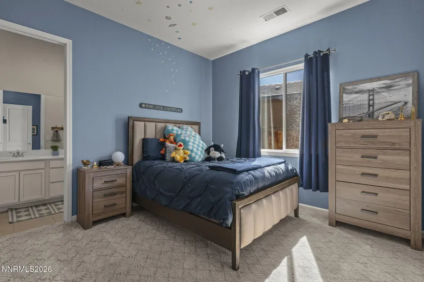 9817 Dyevera, Reno, Nevada 89521, 4 Bedrooms Bedrooms, ,4 BathroomsBathrooms,Residential,Residential,Dyevera,0,260012611