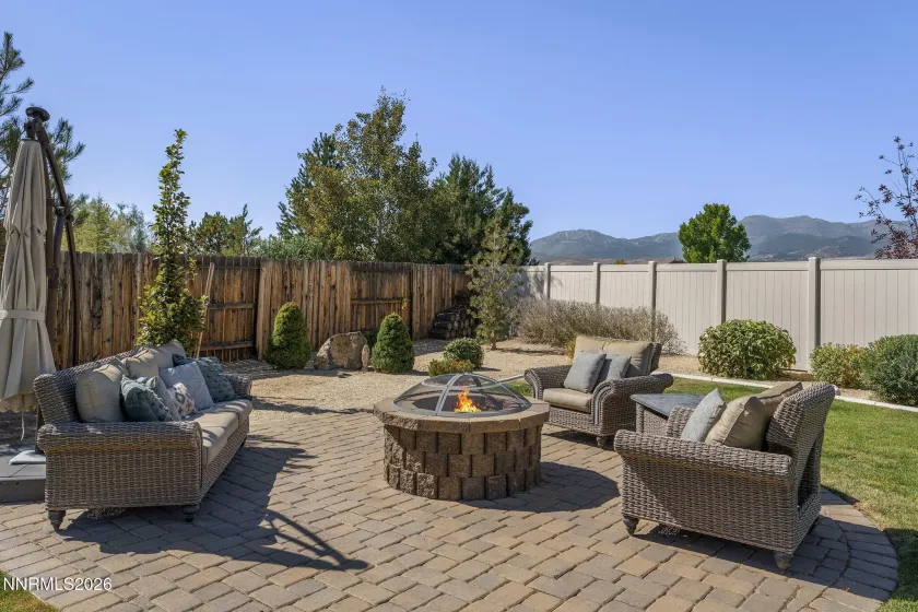 9817 Dyevera, Reno, Nevada 89521, 4 Bedrooms Bedrooms, ,4 BathroomsBathrooms,Residential,Residential,Dyevera,0,260012611