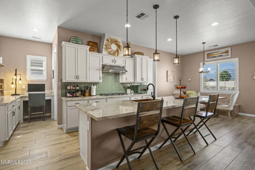 9817 Dyevera, Reno, Nevada 89521, 4 Bedrooms Bedrooms, ,4 BathroomsBathrooms,Residential,Residential,Dyevera,0,260012611
