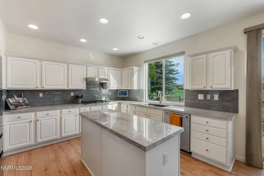 6736 Cinnamon, Sparks, Nevada 89436, 4 Bedrooms Bedrooms, ,3 BathroomsBathrooms,Residential,Residential,Cinnamon,0,260012614