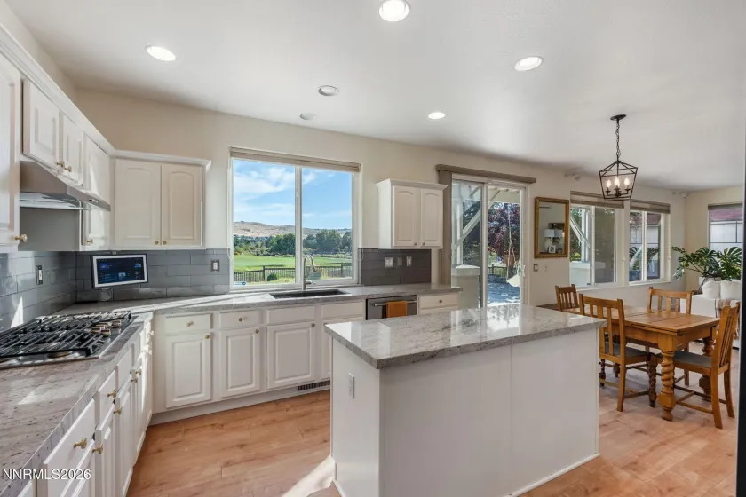 6736 Cinnamon, Sparks, Nevada 89436, 4 Bedrooms Bedrooms, ,3 BathroomsBathrooms,Residential,Residential,Cinnamon,0,260012614