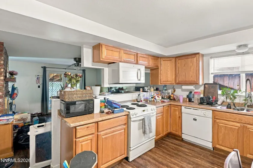 501 Penny, Sparks, Nevada 89431, 4 Bedrooms Bedrooms, ,2 BathroomsBathrooms,Residential,Residential,Penny,0,260012616