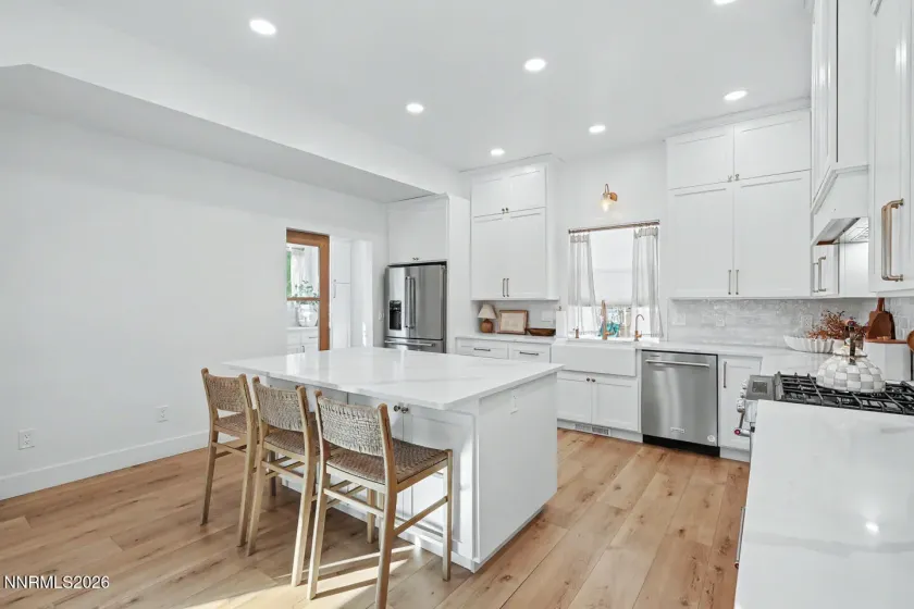 596 Taylor, Fallon, Nevada 89406, 6 Bedrooms Bedrooms, ,3 BathroomsBathrooms,Residential,Residential,Taylor,0,260012621