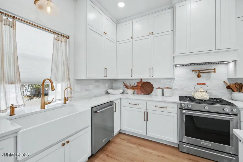 596 Taylor, Fallon, Nevada 89406, 6 Bedrooms Bedrooms, ,3 BathroomsBathrooms,Residential,Residential,Taylor,0,260012621