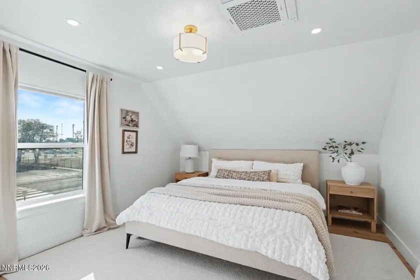 596 Taylor, Fallon, Nevada 89406, 6 Bedrooms Bedrooms, ,3 BathroomsBathrooms,Residential,Residential,Taylor,0,260012621