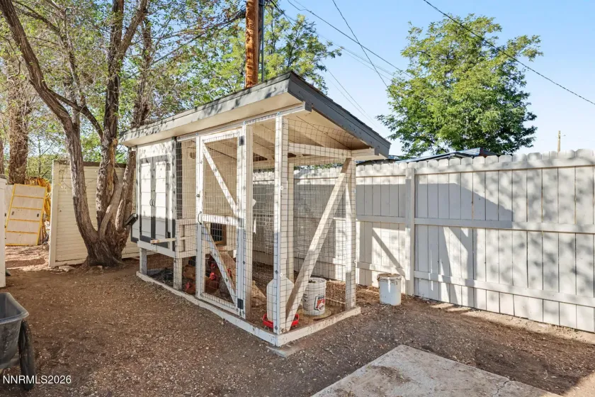 596 Taylor, Fallon, Nevada 89406, 6 Bedrooms Bedrooms, ,3 BathroomsBathrooms,Residential,Residential,Taylor,0,260012621