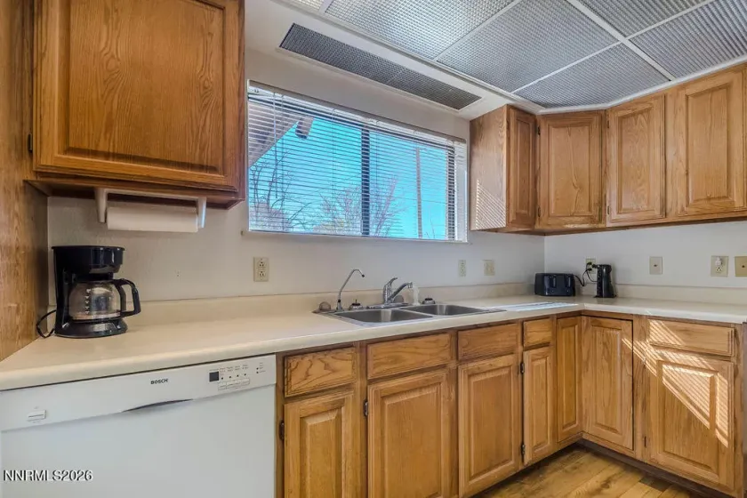 1145 Mclean, Fallon, Nevada 89406, 2 Bedrooms Bedrooms, ,3 BathroomsBathrooms,Residential,Residential,Mclean,0,260012622