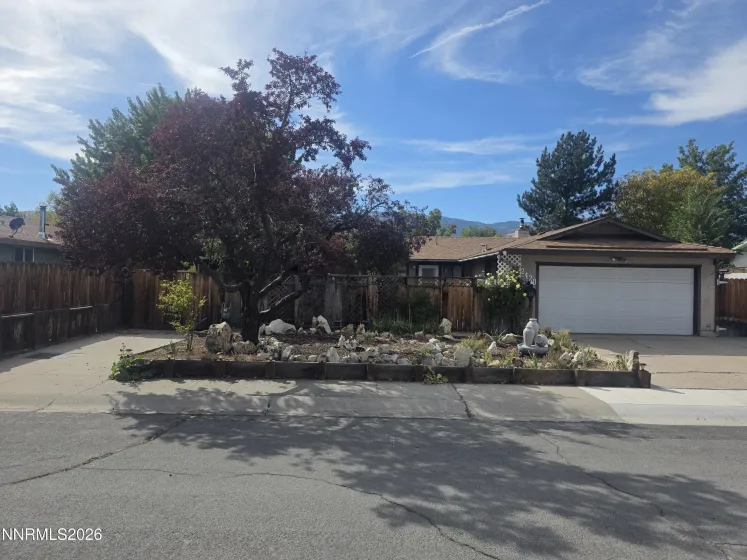 2420 Donna, Carson City, Nevada 89701, 3 Bedrooms Bedrooms, ,1 BathroomBathrooms,Residential,Residential,Donna,0,260012625