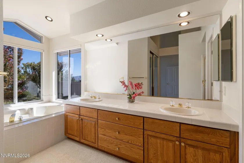 6168 Squires, Reno, Nevada 89519, 3 Bedrooms Bedrooms, ,2 BathroomsBathrooms,Residential,Residential,Squires,0,260012629