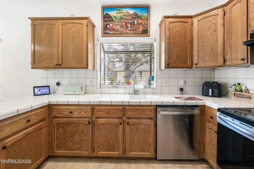104 Augusta, Dayton, Nevada 89403, 3 Bedrooms Bedrooms, ,3 BathroomsBathrooms,Residential,Residential,Augusta,0,260012631