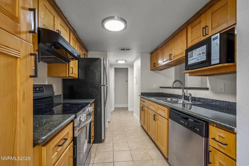 3230 Wedekind, Sparks, Nevada 89431, 2 Bedrooms Bedrooms, ,3 BathroomsBathrooms,Residential,Residential,Wedekind,0,260012634