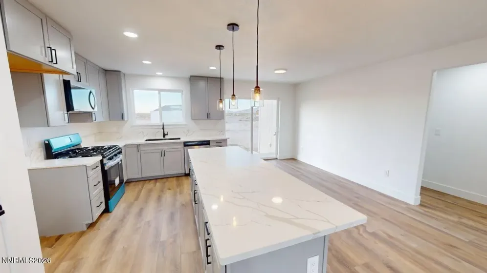 445 Emerald, Battle Mountain, Nevada 89820, 4 Bedrooms Bedrooms, ,2 BathroomsBathrooms,Residential,Residential,Emerald,0,260012636