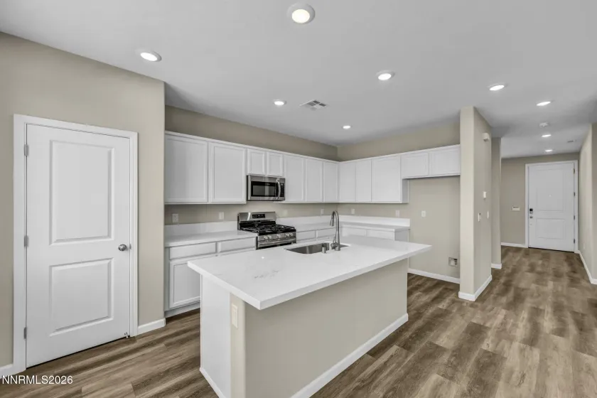 6812 Morgan Mill, Carson City, Nevada 89701, 3 Bedrooms Bedrooms, ,3 BathroomsBathrooms,Residential,Residential,Morgan Mill,0,260012639