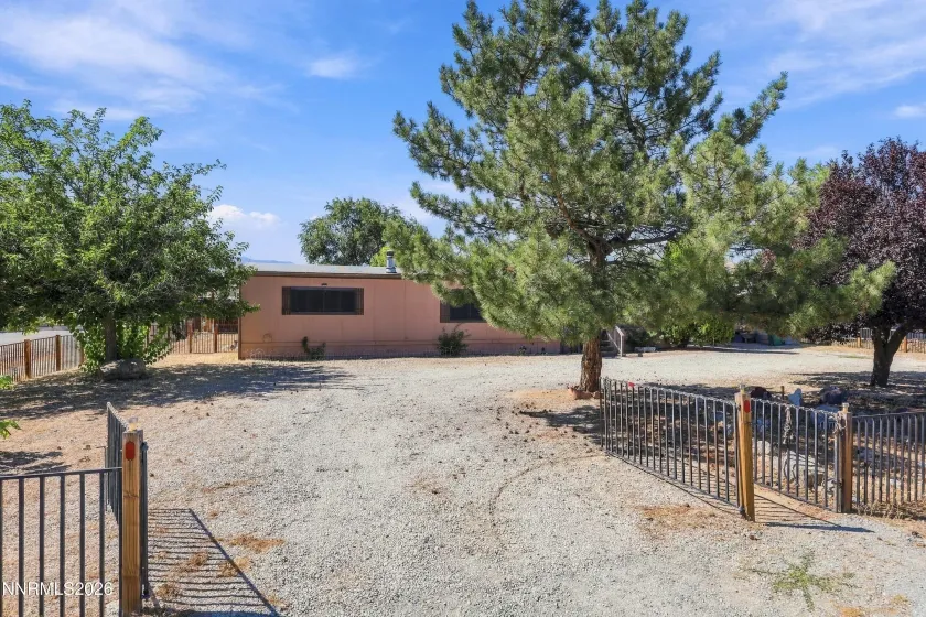 5605 Charjene, Sun Valley, Nevada 89433, 3 Bedrooms Bedrooms, ,2 BathroomsBathrooms,Residential,Residential,Charjene,0,260012640