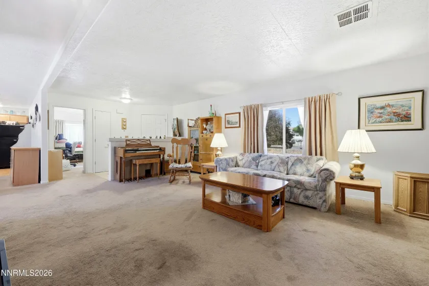5605 Charjene, Sun Valley, Nevada 89433, 3 Bedrooms Bedrooms, ,2 BathroomsBathrooms,Residential,Residential,Charjene,0,260012640