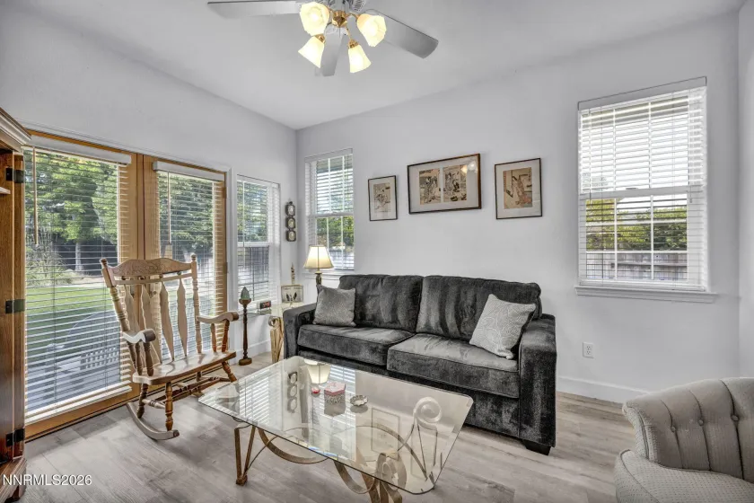 1724 Pinoak, Carson City, Nevada 89703, 4 Bedrooms Bedrooms, ,3 BathroomsBathrooms,Residential,Residential,Pinoak,0,260012590