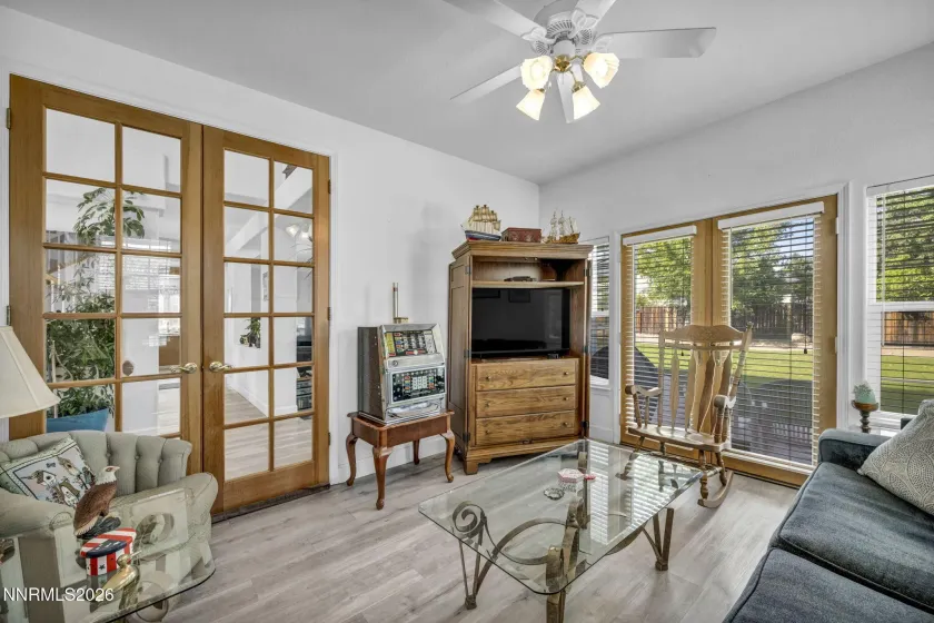 1724 Pinoak, Carson City, Nevada 89703, 4 Bedrooms Bedrooms, ,3 BathroomsBathrooms,Residential,Residential,Pinoak,0,260012590