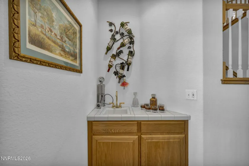 1724 Pinoak, Carson City, Nevada 89703, 4 Bedrooms Bedrooms, ,3 BathroomsBathrooms,Residential,Residential,Pinoak,0,260012590