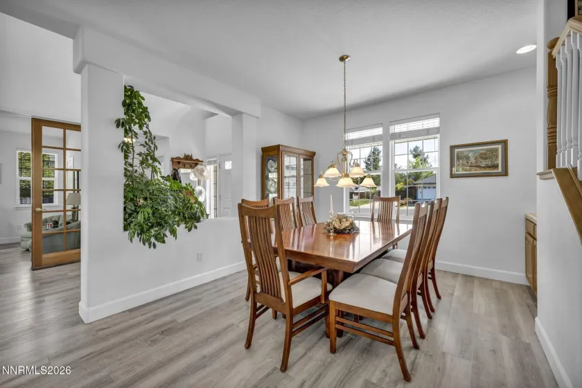 1724 Pinoak, Carson City, Nevada 89703, 4 Bedrooms Bedrooms, ,3 BathroomsBathrooms,Residential,Residential,Pinoak,0,260012590