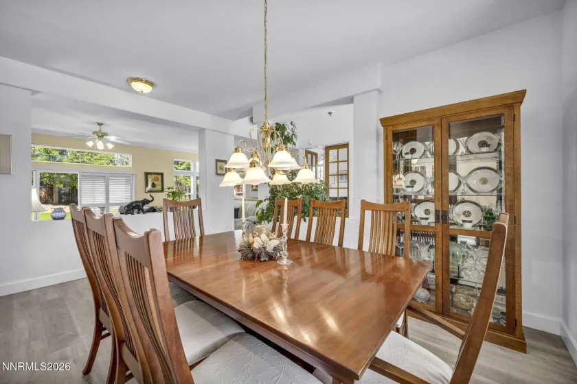 1724 Pinoak, Carson City, Nevada 89703, 4 Bedrooms Bedrooms, ,3 BathroomsBathrooms,Residential,Residential,Pinoak,0,260012590