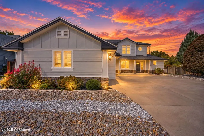 1724 Pinoak, Carson City, Nevada 89703, 4 Bedrooms Bedrooms, ,3 BathroomsBathrooms,Residential,Residential,Pinoak,0,260012590
