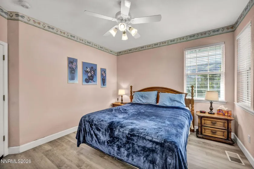 1724 Pinoak, Carson City, Nevada 89703, 4 Bedrooms Bedrooms, ,3 BathroomsBathrooms,Residential,Residential,Pinoak,0,260012590