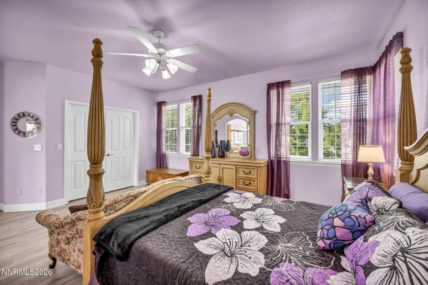 1724 Pinoak, Carson City, Nevada 89703, 4 Bedrooms Bedrooms, ,3 BathroomsBathrooms,Residential,Residential,Pinoak,0,260012590