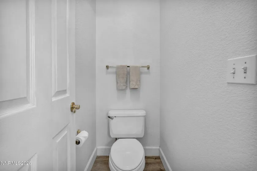 1724 Pinoak, Carson City, Nevada 89703, 4 Bedrooms Bedrooms, ,3 BathroomsBathrooms,Residential,Residential,Pinoak,0,260012590