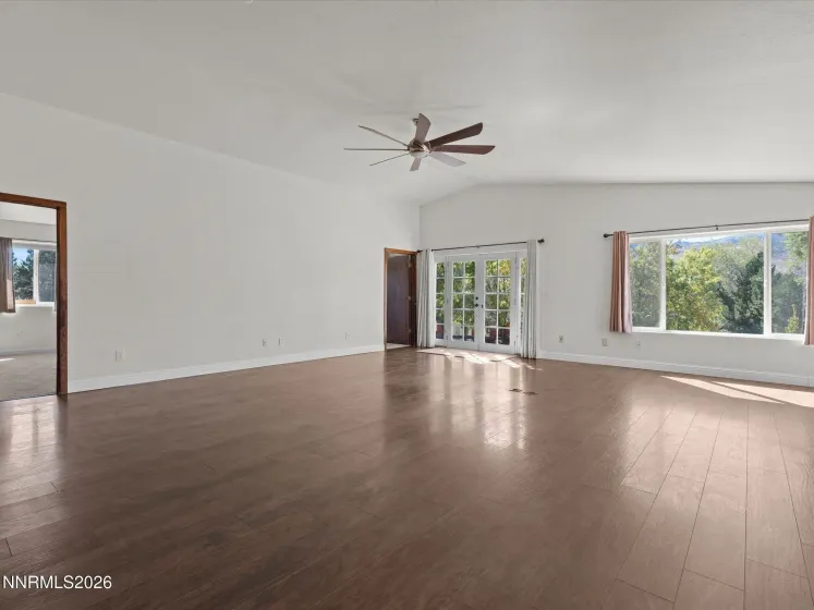 290 Eleanor, Reno, Nevada 89523, 4 Bedrooms Bedrooms, ,2 BathroomsBathrooms,Residential,Residential,Eleanor,0,260012591