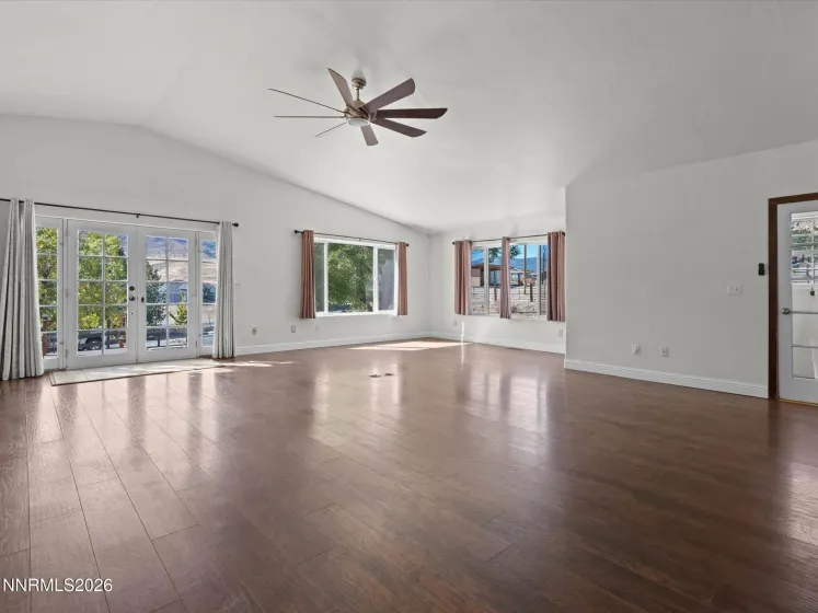 290 Eleanor, Reno, Nevada 89523, 4 Bedrooms Bedrooms, ,2 BathroomsBathrooms,Residential,Residential,Eleanor,0,260012591