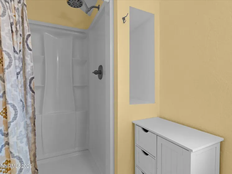 290 Eleanor, Reno, Nevada 89523, 4 Bedrooms Bedrooms, ,2 BathroomsBathrooms,Residential,Residential,Eleanor,0,260012591