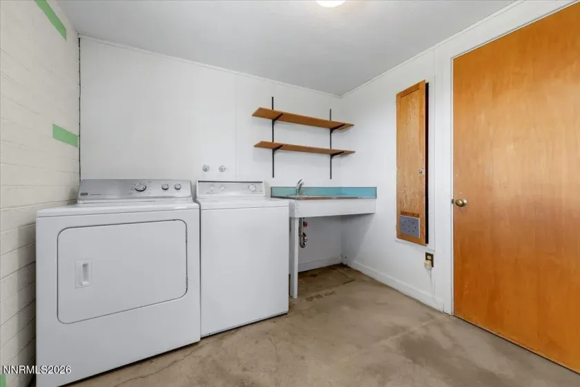 1560 Kestrel, Reno, Nevada 89509, 4 Bedrooms Bedrooms, ,3 BathroomsBathrooms,Residential,Residential,Kestrel,0,260012593
